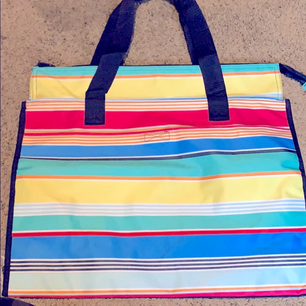 Brand New - 31 Deluxe Organizing utility tote